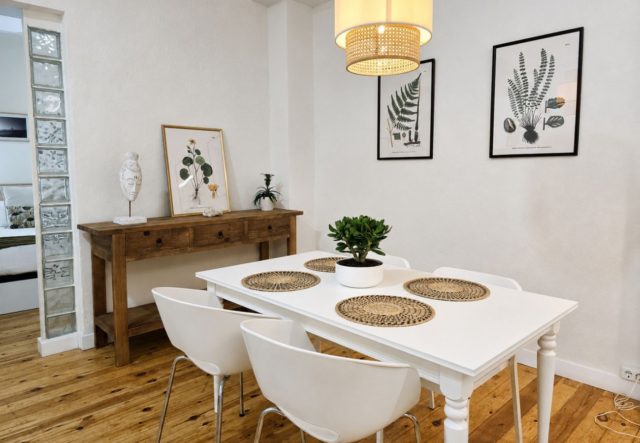 Apartment in Valencia / València - Serranos Towers Apartments I - 4 Guests - Old Town