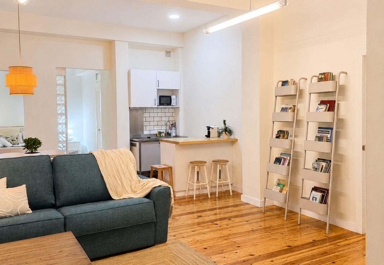 Apartment in Valencia / València - Serranos Towers Apartments II - 4 Guests - Old Town