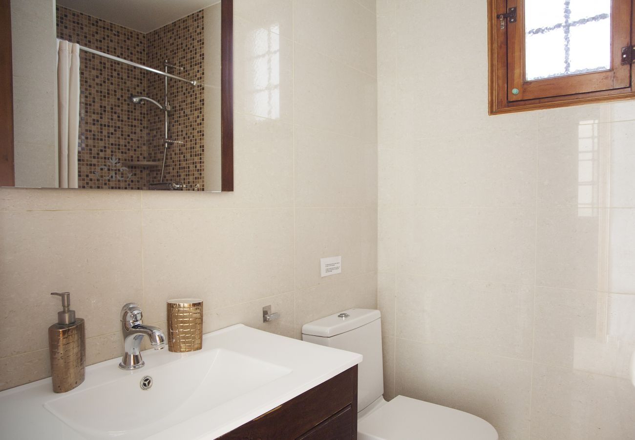 Appartement à Barcelone - VILADOMAT, appartement grand, spacieux, lumineux, confortable, tranquile en Barcelone centre