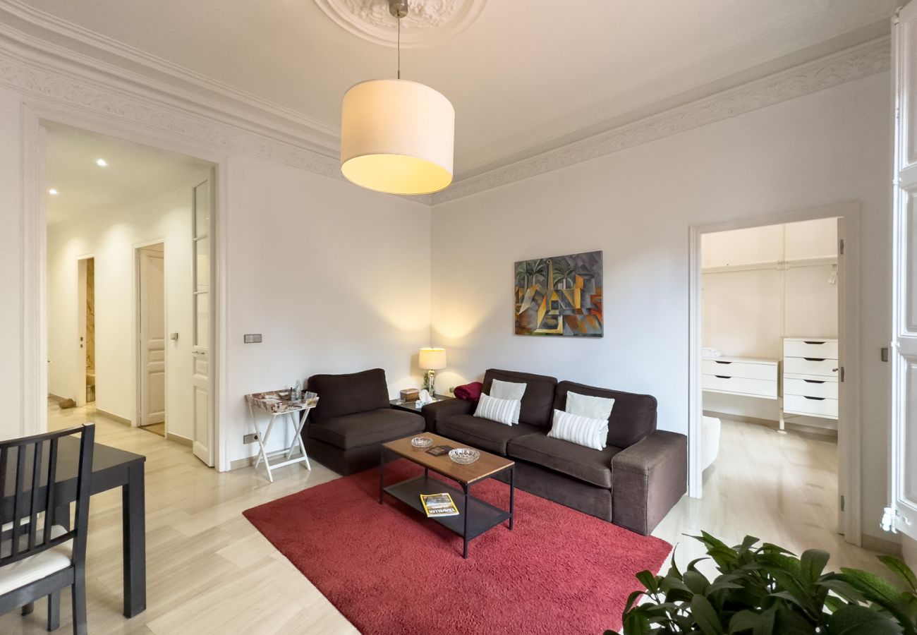 Appartement à Barcelone - Bel appartement avec grande terrasse privée, à côté du Passeig de Gracia, Barcelone centre