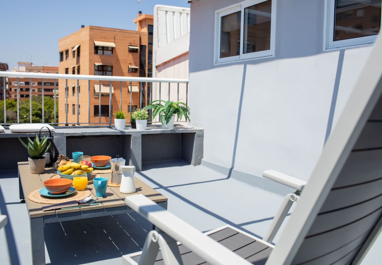 Appartement à Valence / Valencia - El Cabanyal Petit Penthouse by Florit Flats