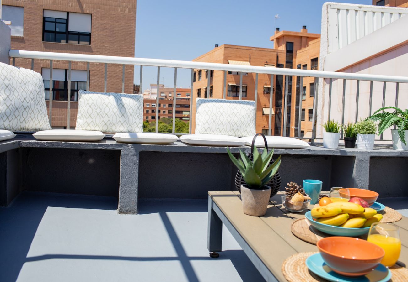 Appartement à Valence / Valencia - El Cabanyal Petit Penthouse by Florit Flats