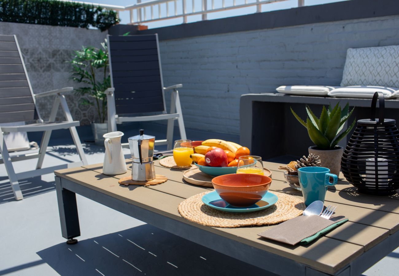 Appartement à Valence / Valencia - El Cabanyal Petit Penthouse by Florit Flats
