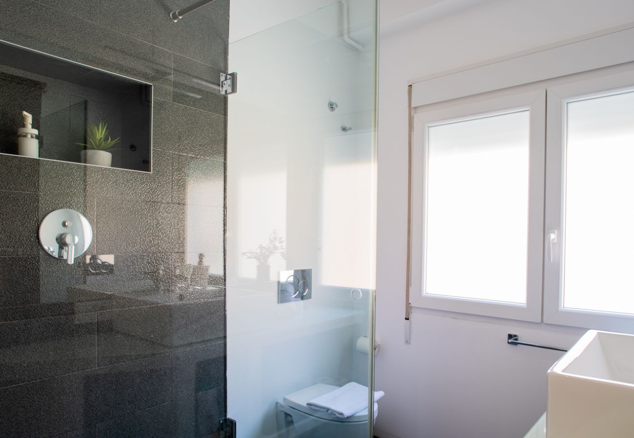 Appartement à Valence / Valencia - El Cabanyal Petit Penthouse by Florit Flats
