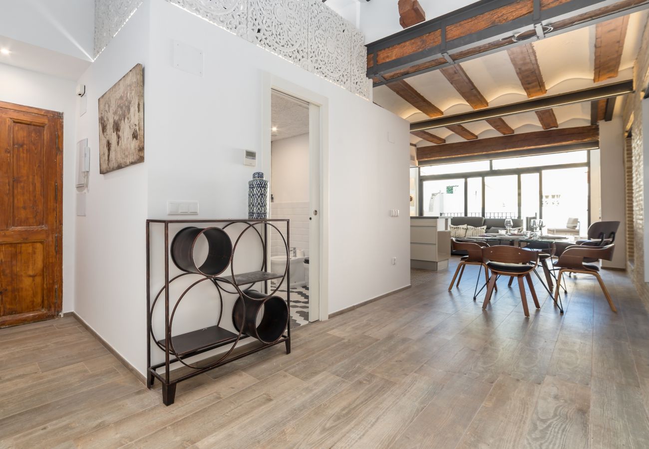 Appartement à Valence / Valencia - CENTER-Luxurious 1BR, 1BA-Terrace, WI-FI, A/C 