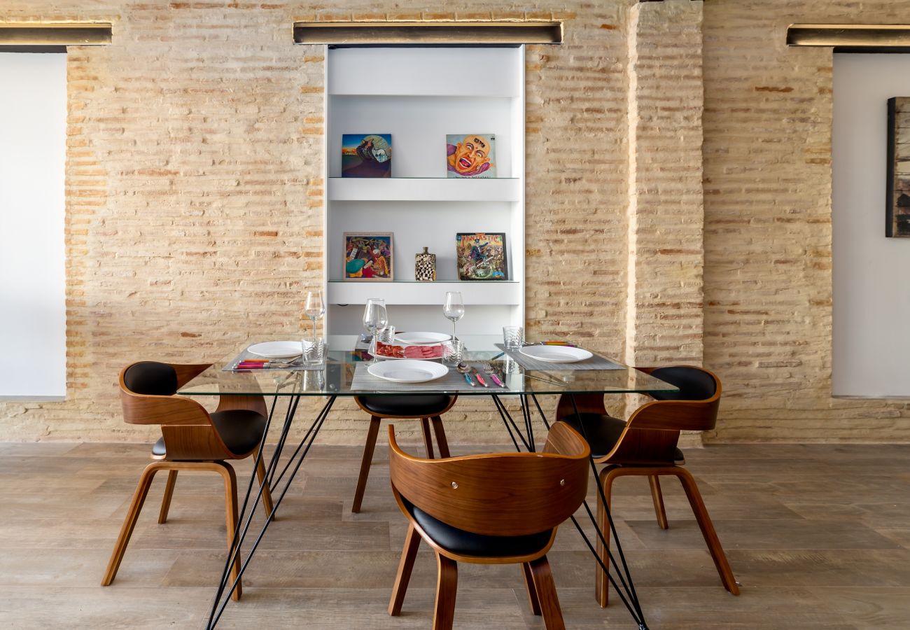 Appartement à Valence / Valencia - CENTER-Luxurious 1BR, 1BA-Terrace, WI-FI, A/C 