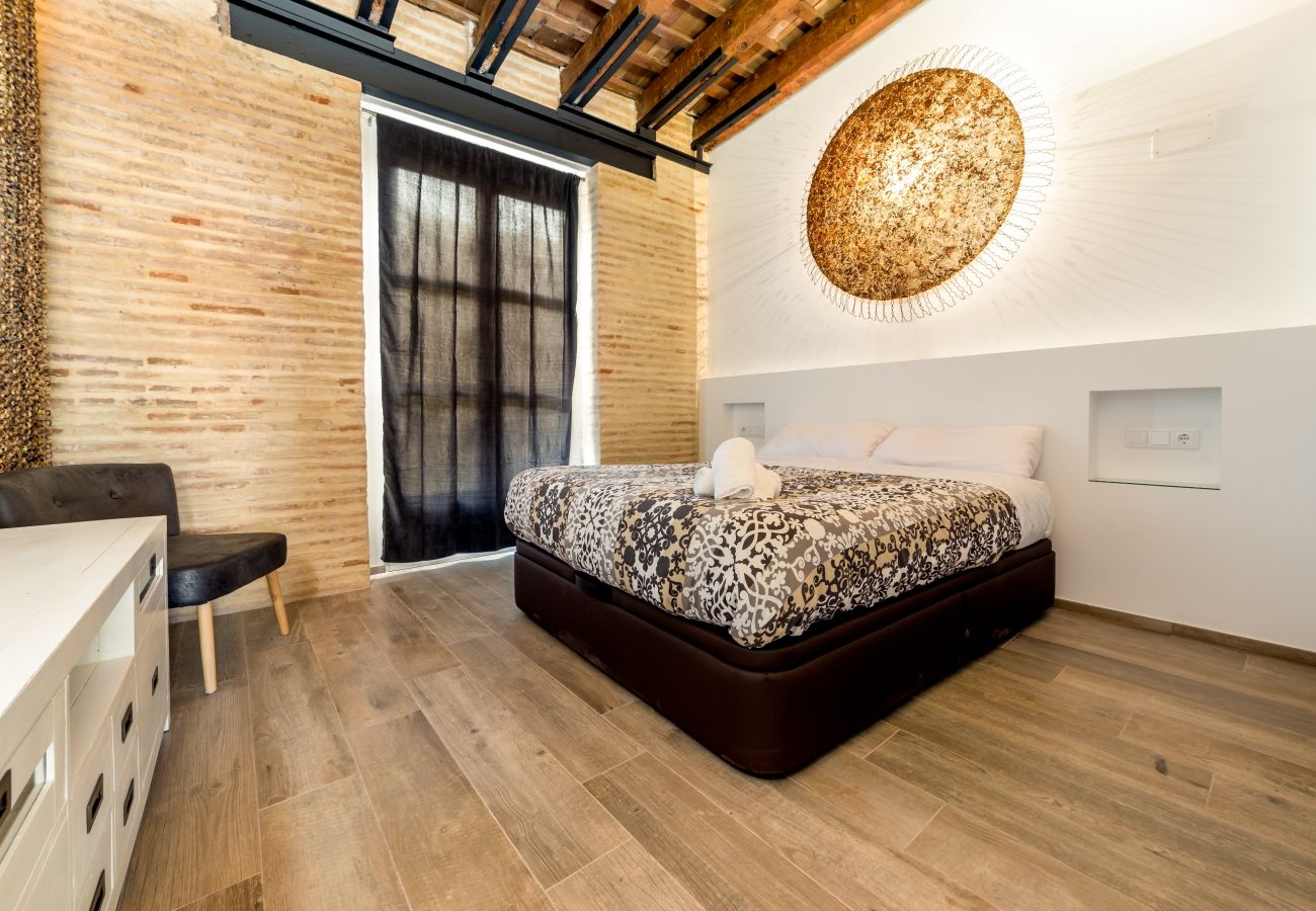 Appartement à Valence / Valencia - CENTER-Luxurious 1BR, 1BA-Terrace, WI-FI, A/C 