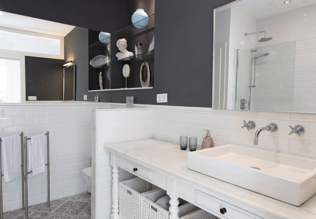 Appartement à Valence / Valencia - Suite Casco Antiguo | 4 Viajeros | AC WiFi | Exclusivo