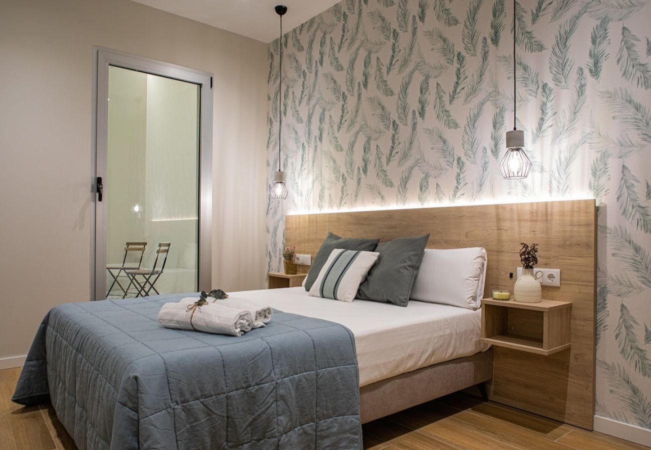 Appartement à Valence / Valencia - Port Suite III | 6 Viajeros | AC & WiFi | 15 min Ciudad Artes