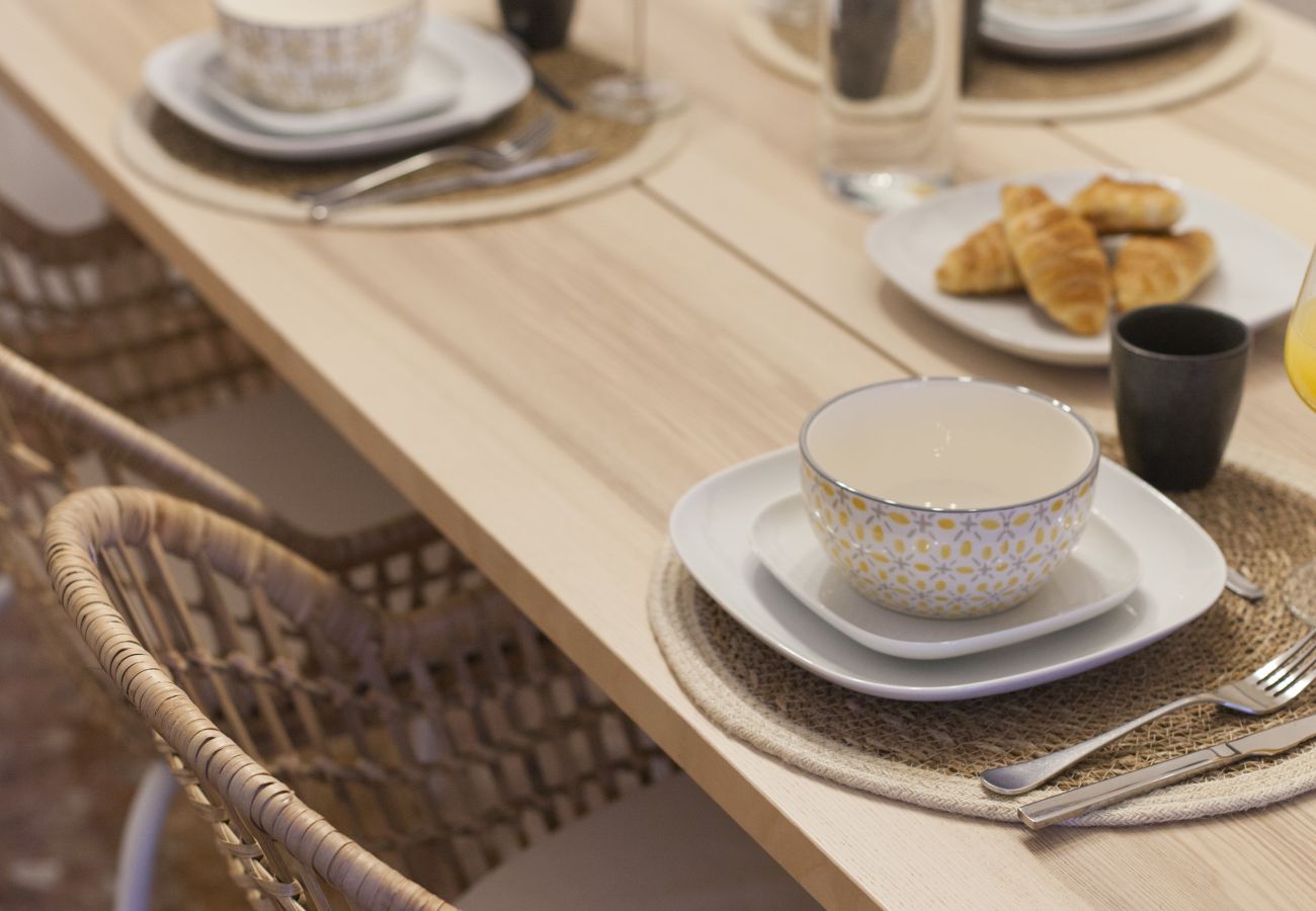 Appartement à Valence / Valencia - Old Town Quart Towers Stay I | AC & WiFi | 4 Viajeros