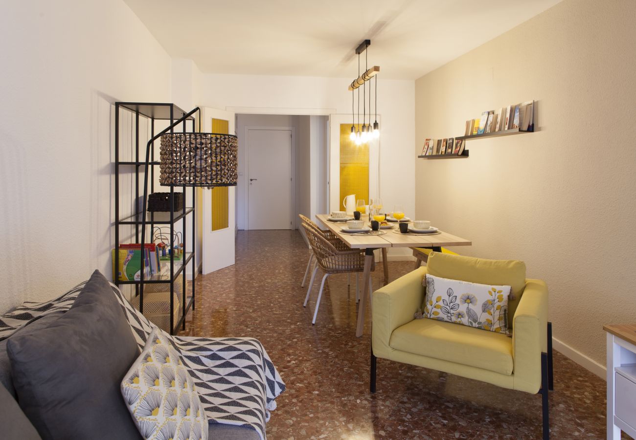 Appartement à Valence / Valencia - Old Town Quart Towers Stay I | AC & WiFi | 4 Viajeros