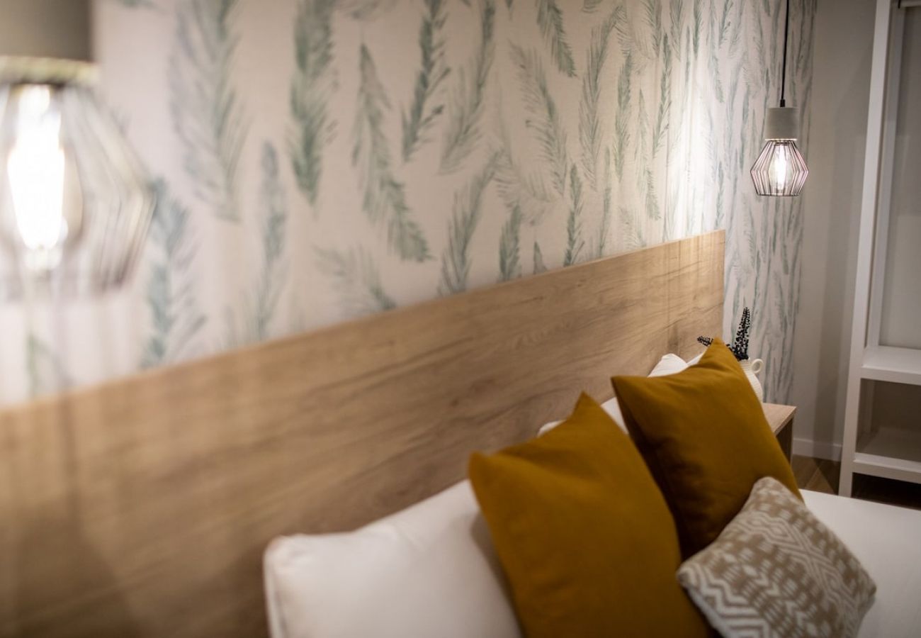 Appartement à Valence / Valencia - Port Suite VII | 6 Viajeros | AC & WiFi | 15 min Ciudad Artes