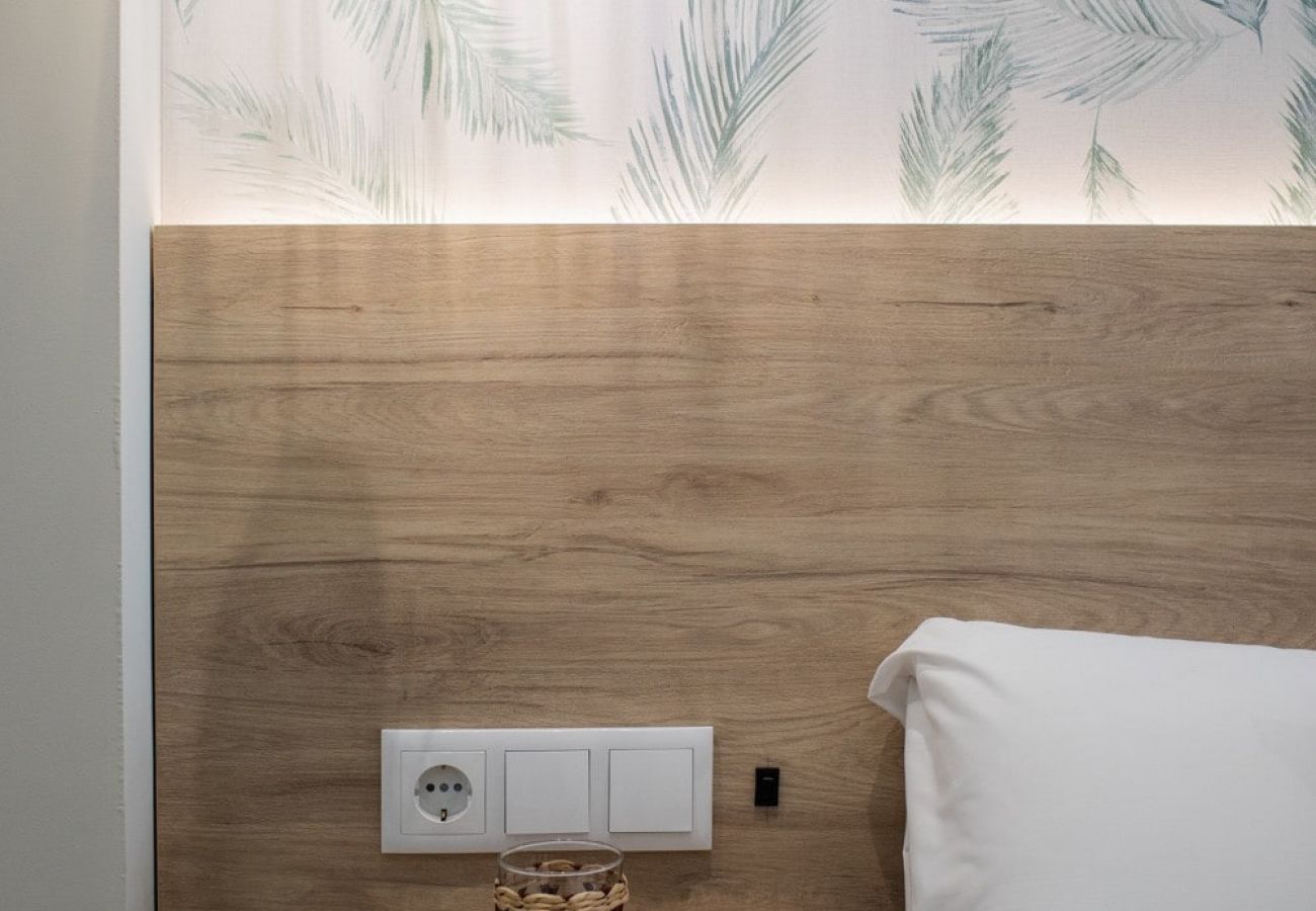 Appartement à Valence / Valencia - Port Suite VI | 6 Viajeros | AC & WiFi | 15 min Ciudad Artes