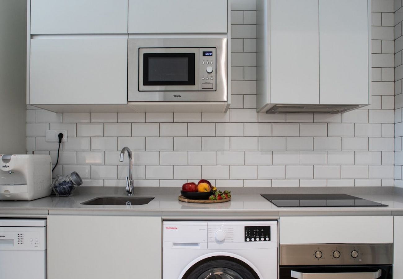 Appartement à Valence / Valencia - Port Suite VI | 6 Viajeros | AC & WiFi | 15 min Ciudad Artes