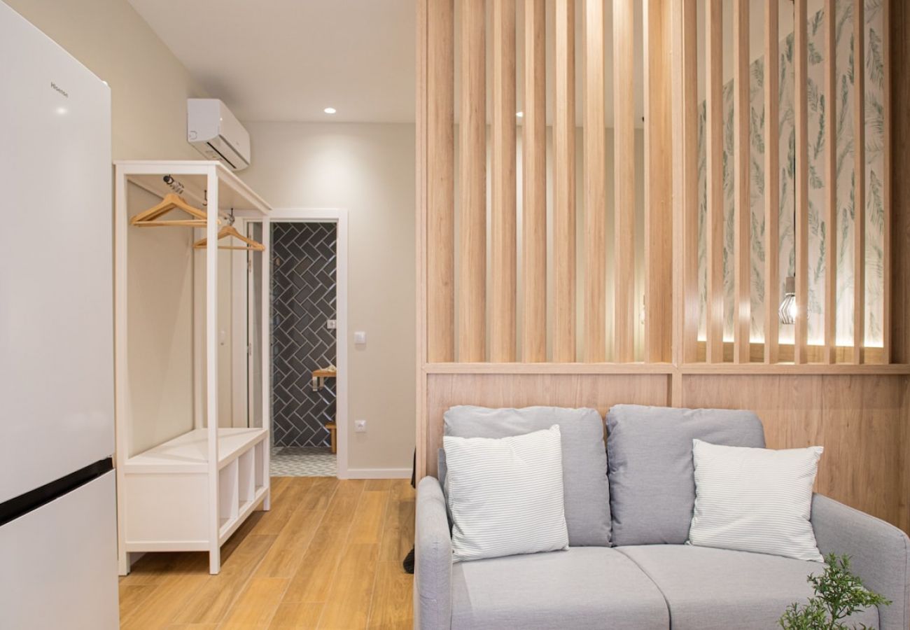 Studio à Valence / Valencia - Port Suite IV | 3 Viajeros | AC & WiFi | 15 min Ciudad Artes