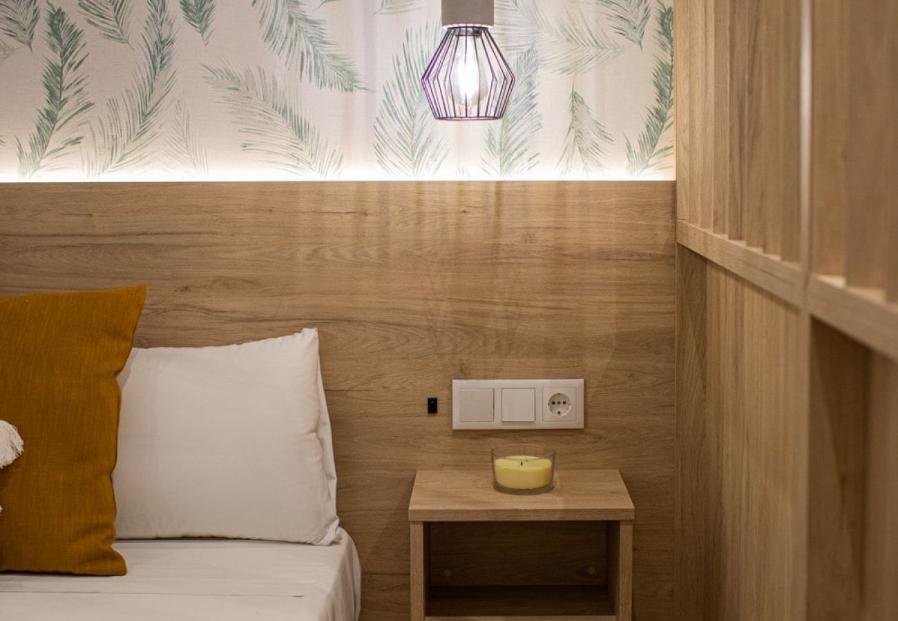 Studio à Valence / Valencia - Port Suite IV | 3 Viajeros | AC & WiFi | 15 min Ciudad Artes
