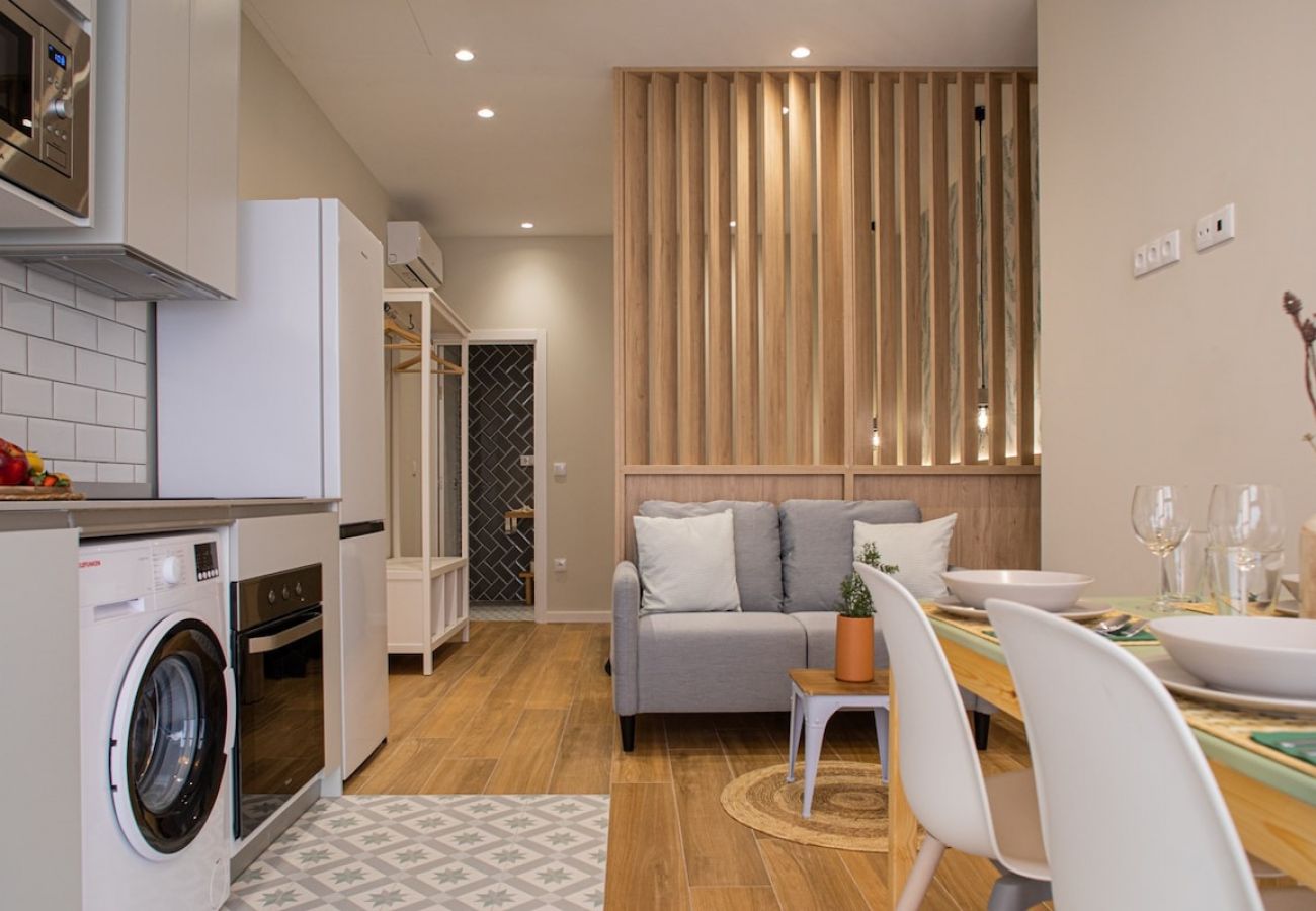 Studio à Valence / Valencia - Port Suite IV | 3 Viajeros | AC & WiFi | 15 min Ciudad Artes