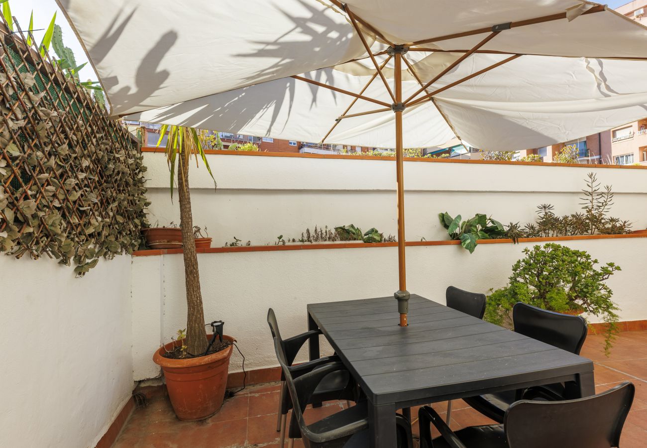 Appartement à Barcelone - Terrasse privative, 3 chambres, 2 salles de bain, Barcelona centre