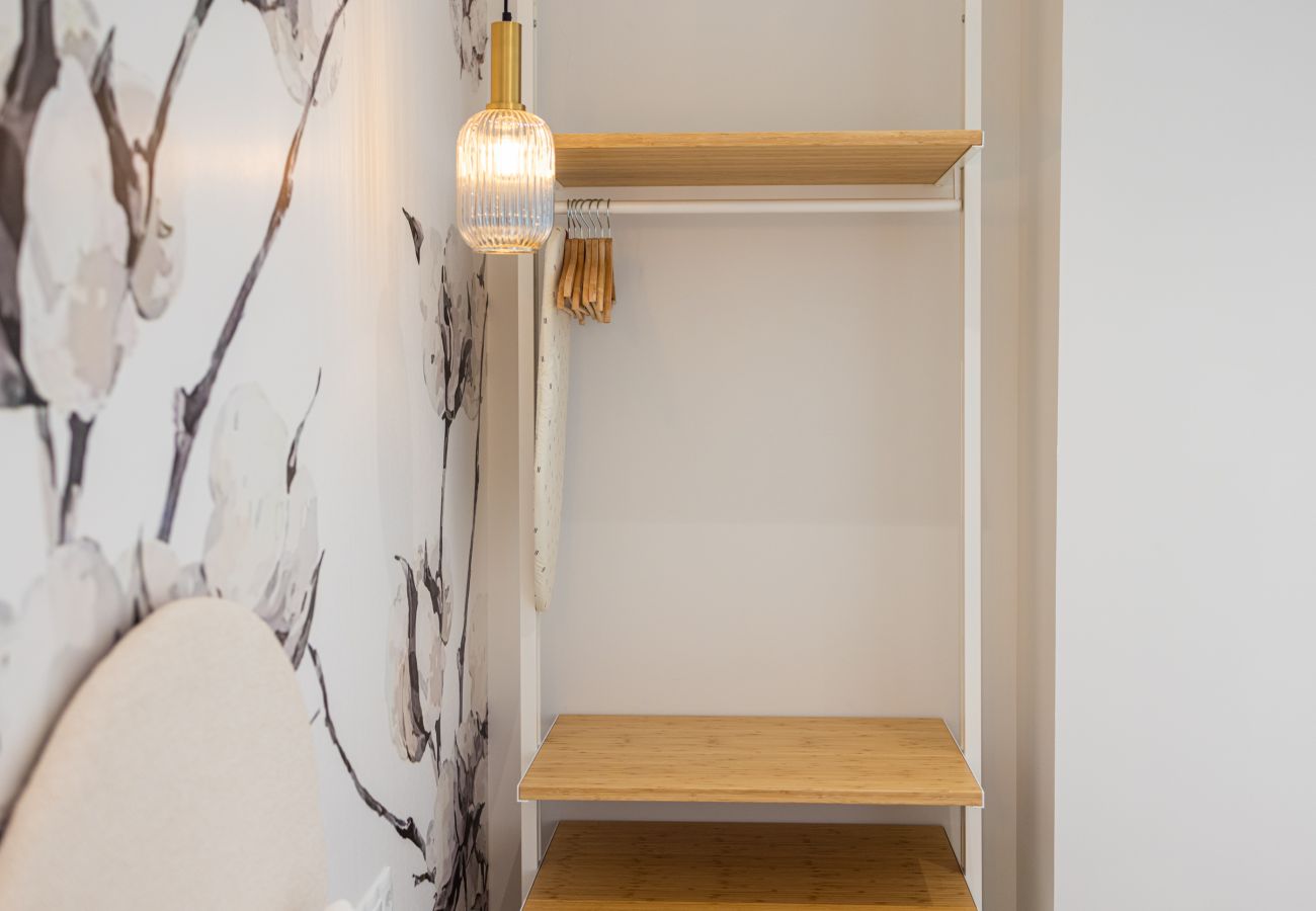 Studio à Valence / Valencia - Turia Park Loft IV | 4 Viajeros | AC and WiFi | Near ZOO