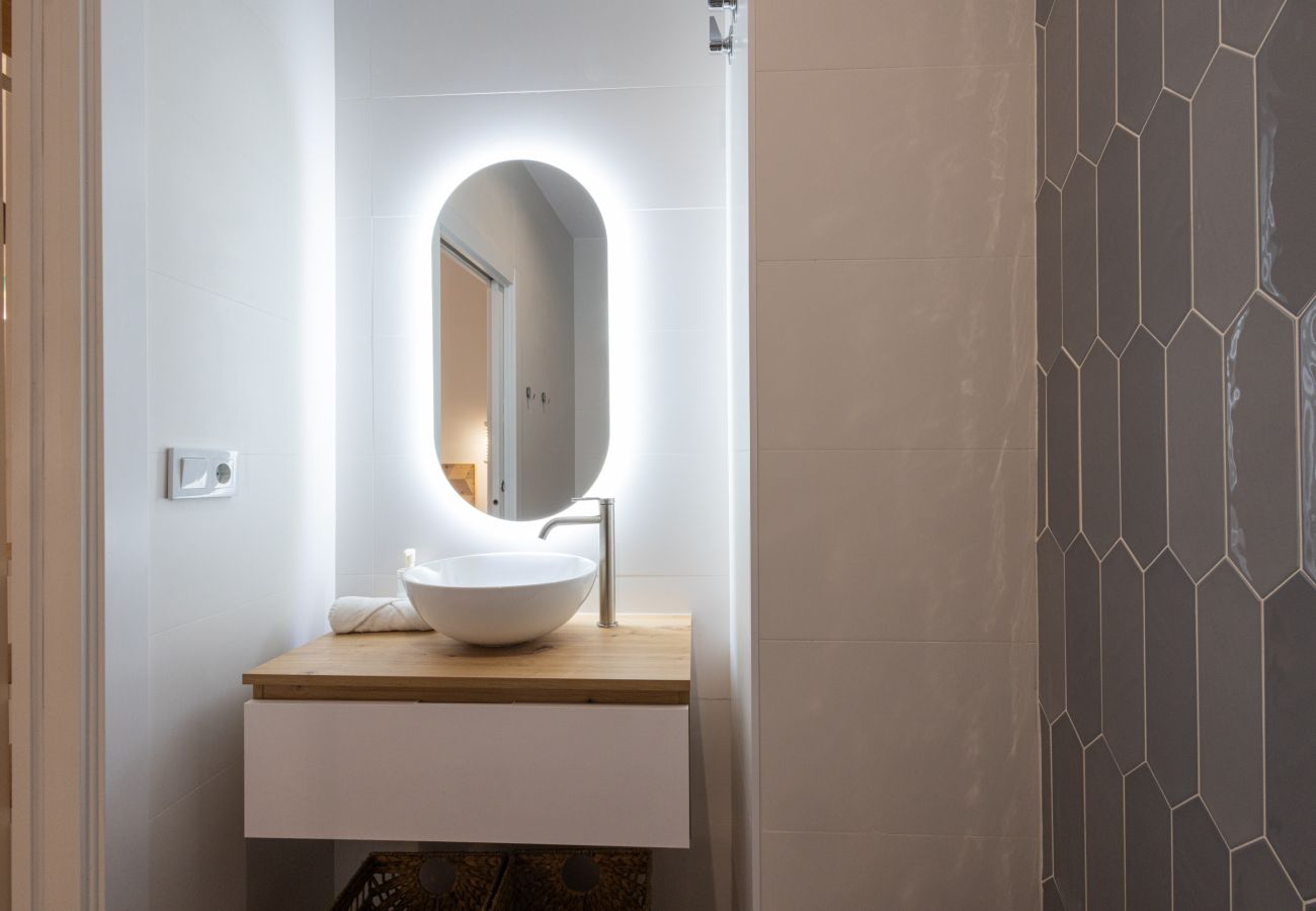 Appartement à Valence / Valencia - The Sorolla Apartment VI | AC & WiFi | 4 Viajeros