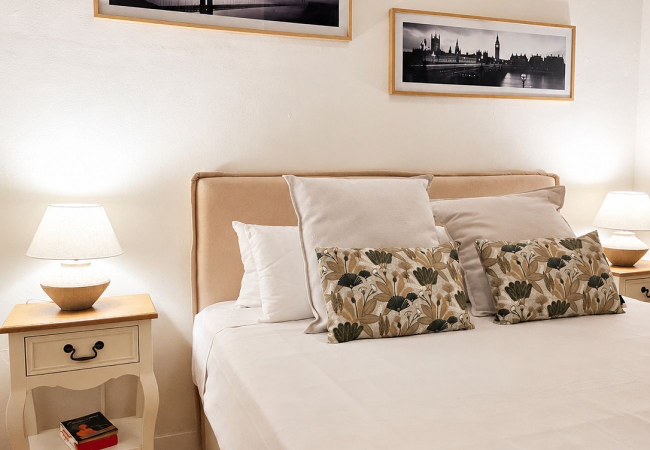 Appartement à Valence / Valencia - Serranos Towers Apartments I - 4 Guests - Old Town