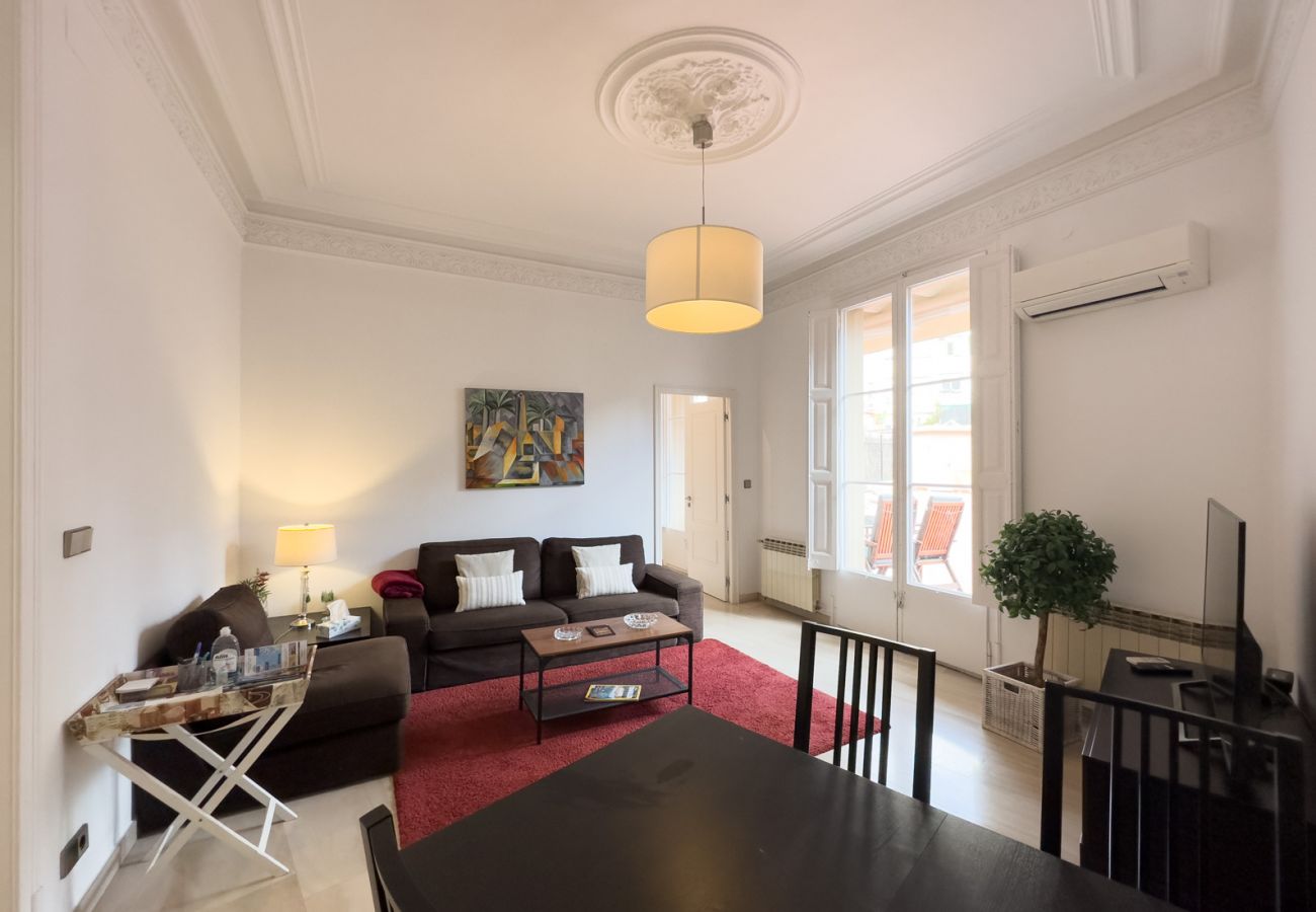 Appartamento a Barcelona - Piso en alquiler con gran terraza privada, junto Passeig de Gracia, Barcelona centro