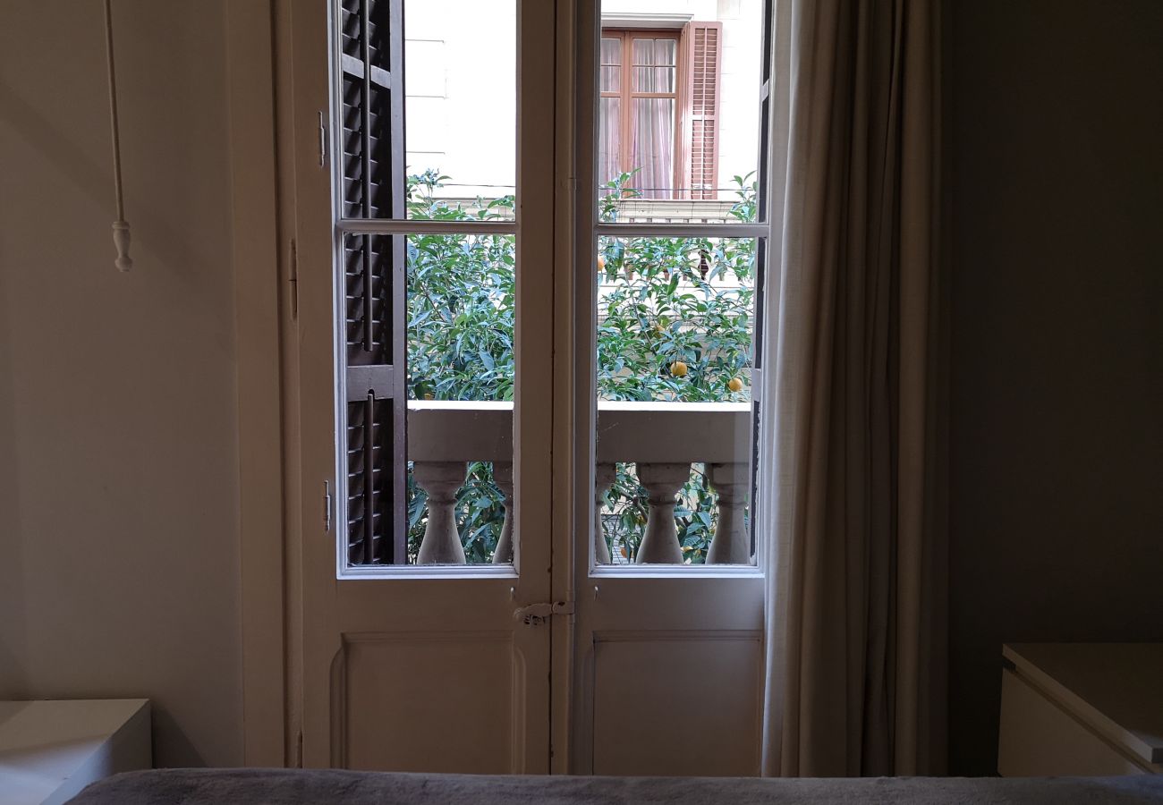 Appartamento a Barcelona - Piso renovado con encanto en alquiler vacacional en Barcelona centro, Gracia