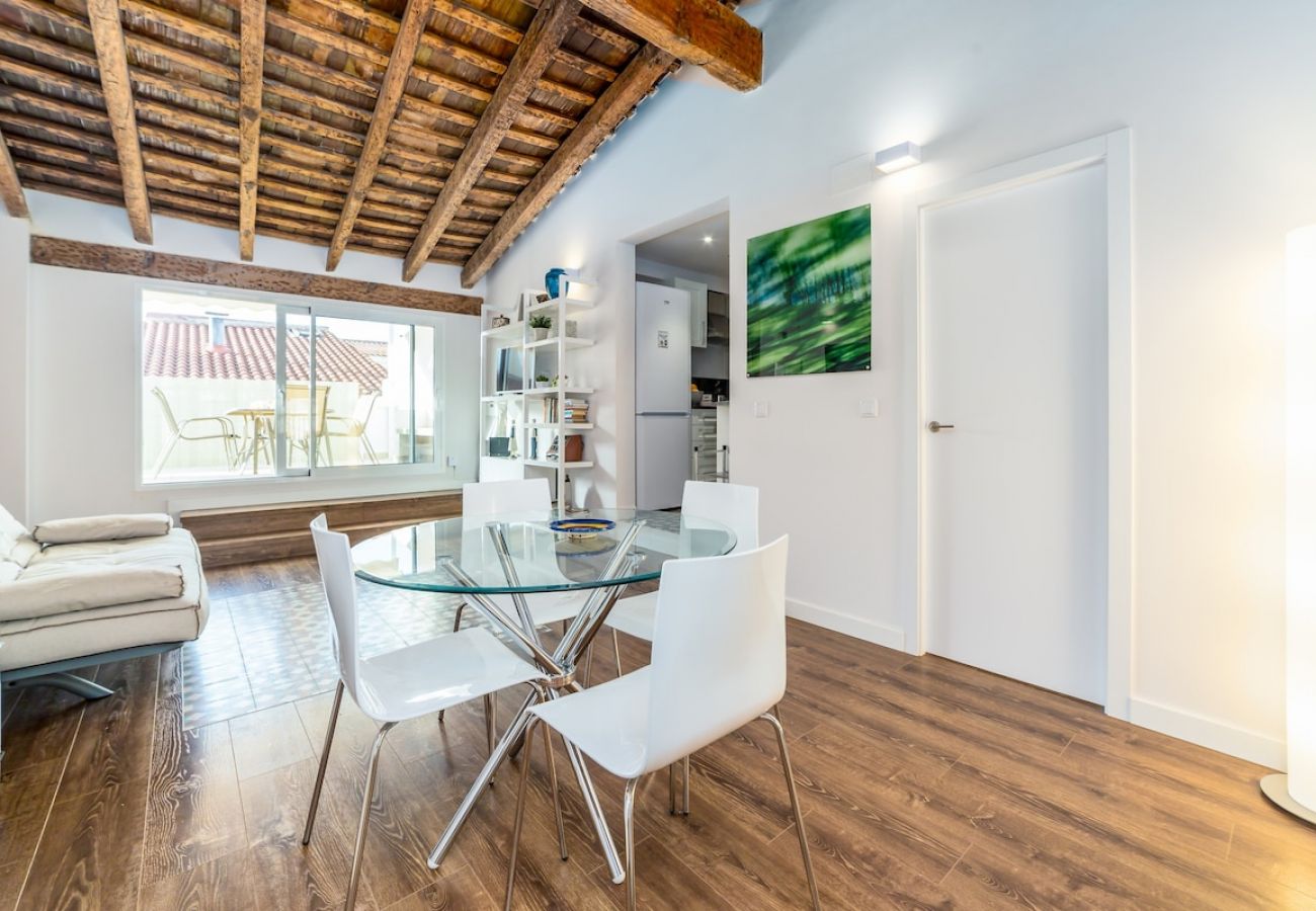 Appartamento a Valencia / València - CENTER-2BR, 2BA-ATTIC-TERRACE,VIEW, WI-FI, A/C 