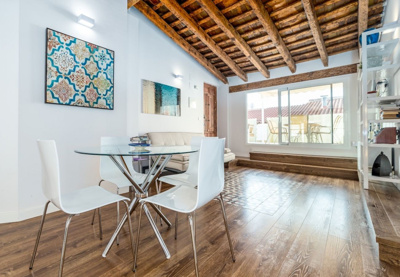 Appartamento a Valencia / València - CENTER-2BR, 2BA-ATTIC-TERRACE,VIEW, WI-FI, A/C 