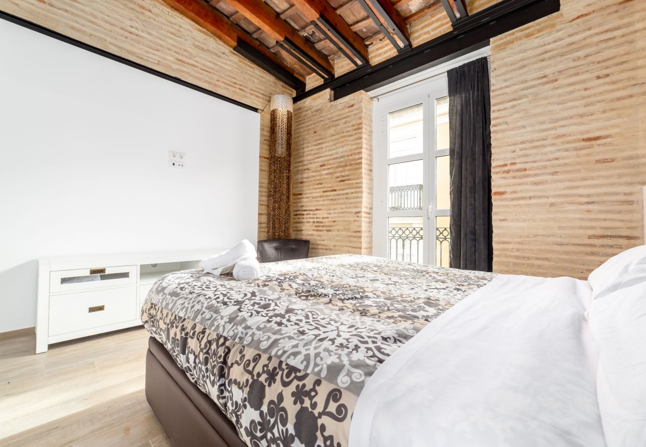 Appartamento a Valencia / València - CENTER-Luxurious 1BR, 1BA-Terrace, WI-FI, A/C 
