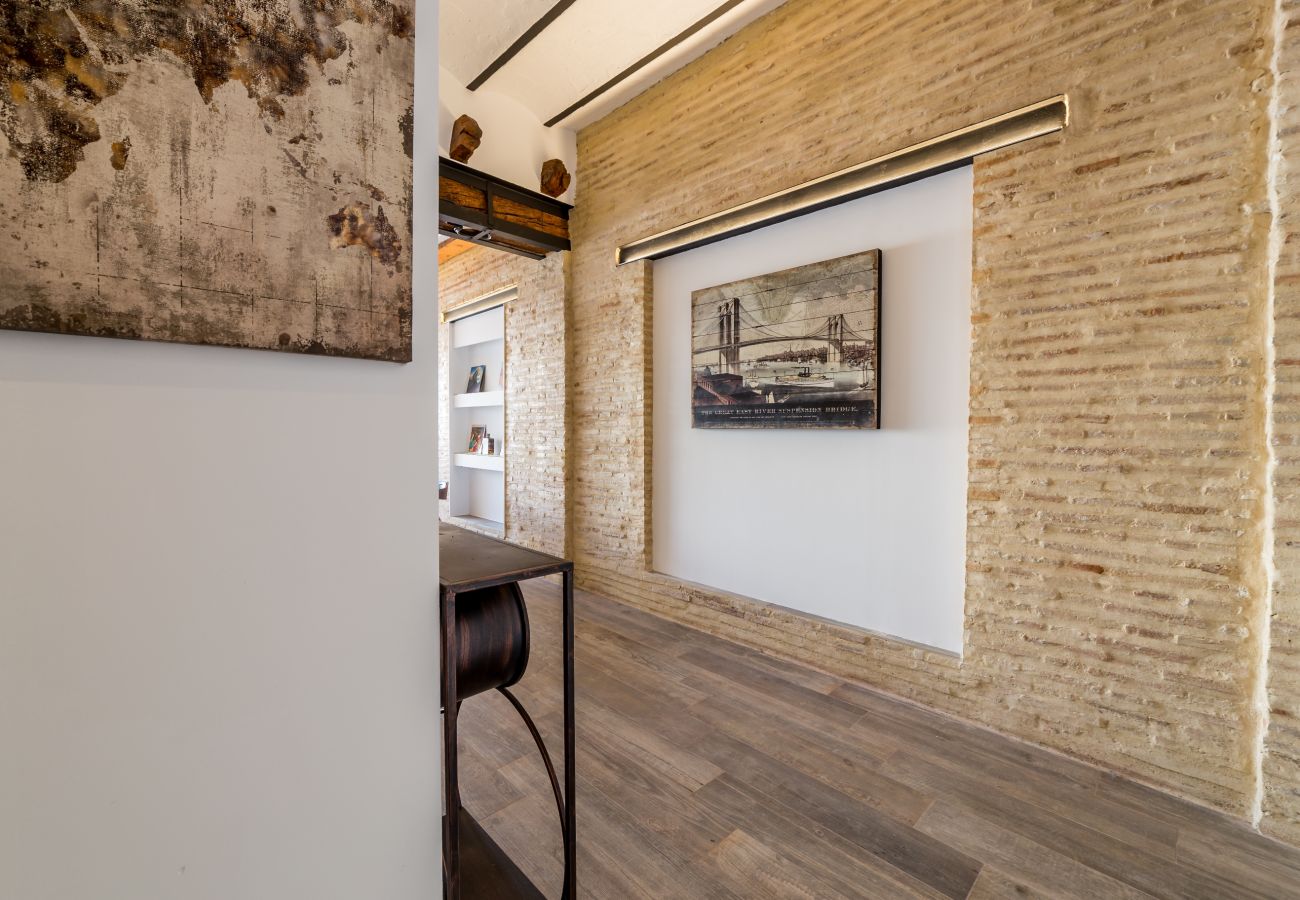 Appartamento a Valencia / València - CENTER-Luxurious 1BR, 1BA-Terrace, WI-FI, A/C 