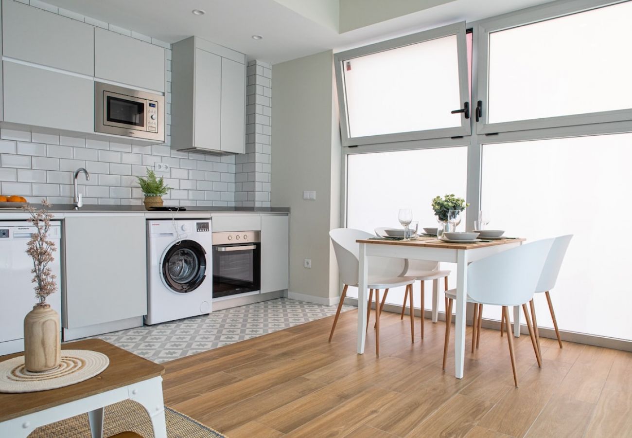 Appartamento a Valencia / València - Port Suite V | 4 Viajeros | AC & WiFi | 15 min Ciudad Artes