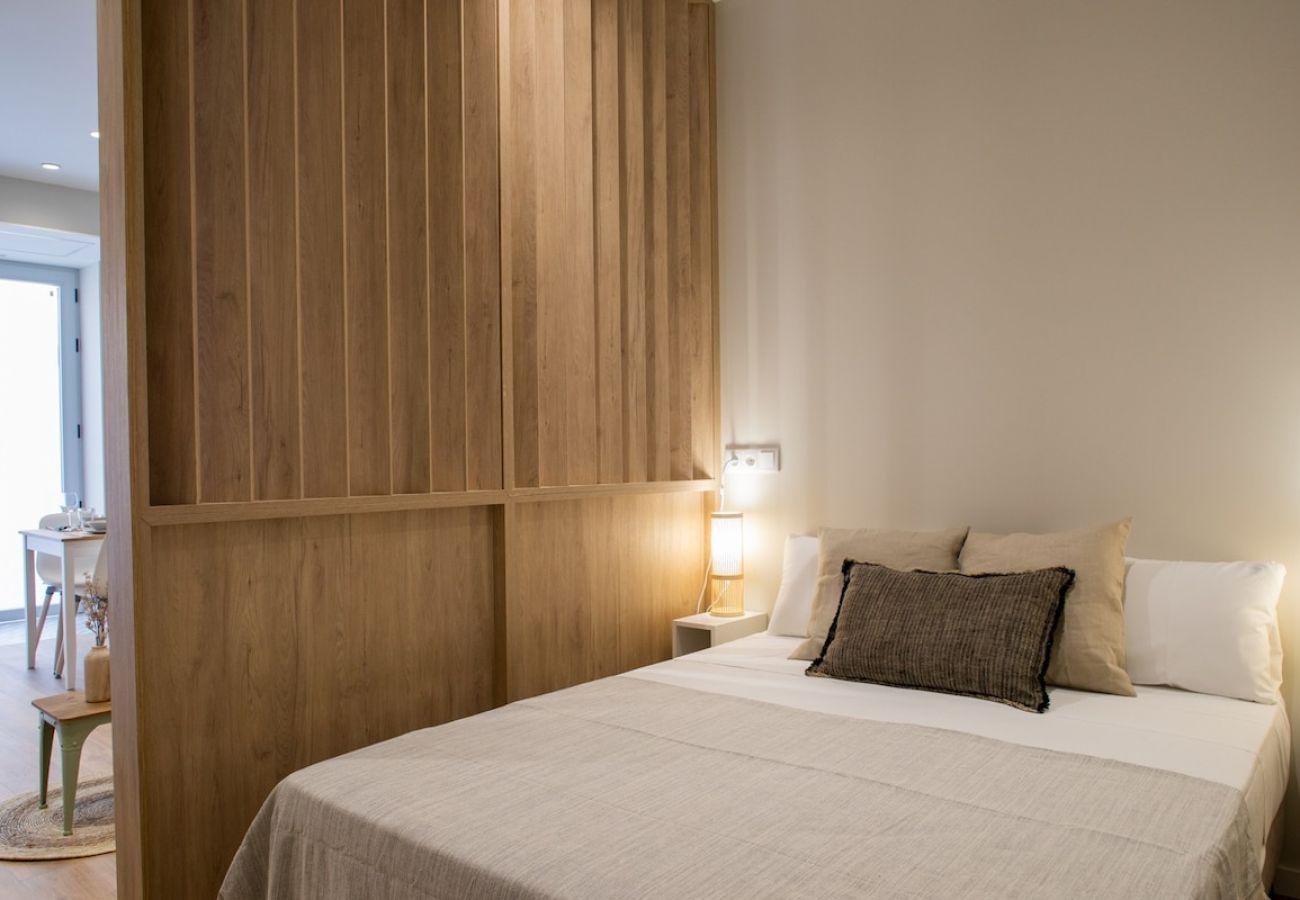 Appartamento a Valencia / València - Port Suite II | 4 Viajeros | AC & WiFi | 15 min Ciudad Artes