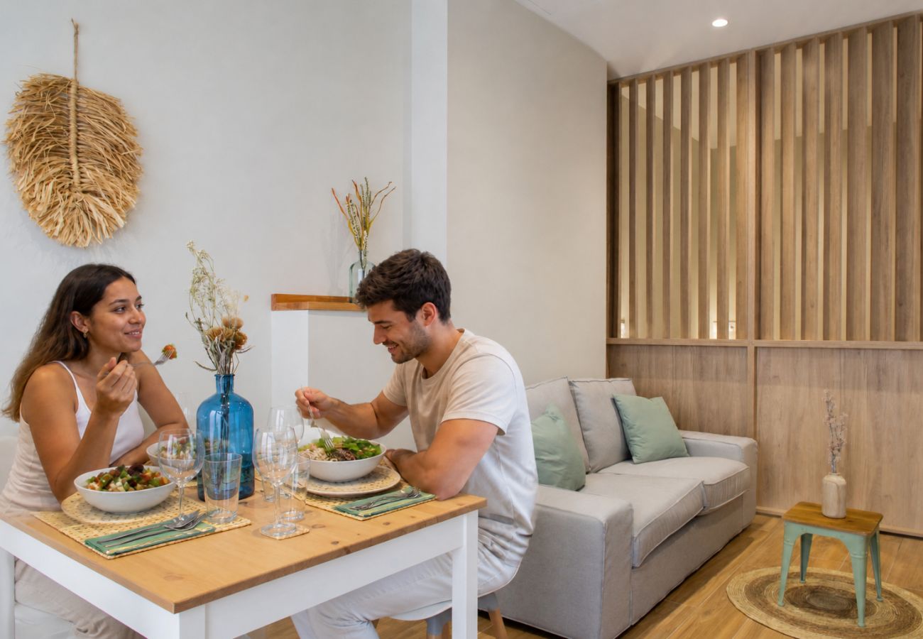Appartamento a Valencia / València - Port Suite II | 4 Viajeros | AC & WiFi | 15 min Ciudad Artes
