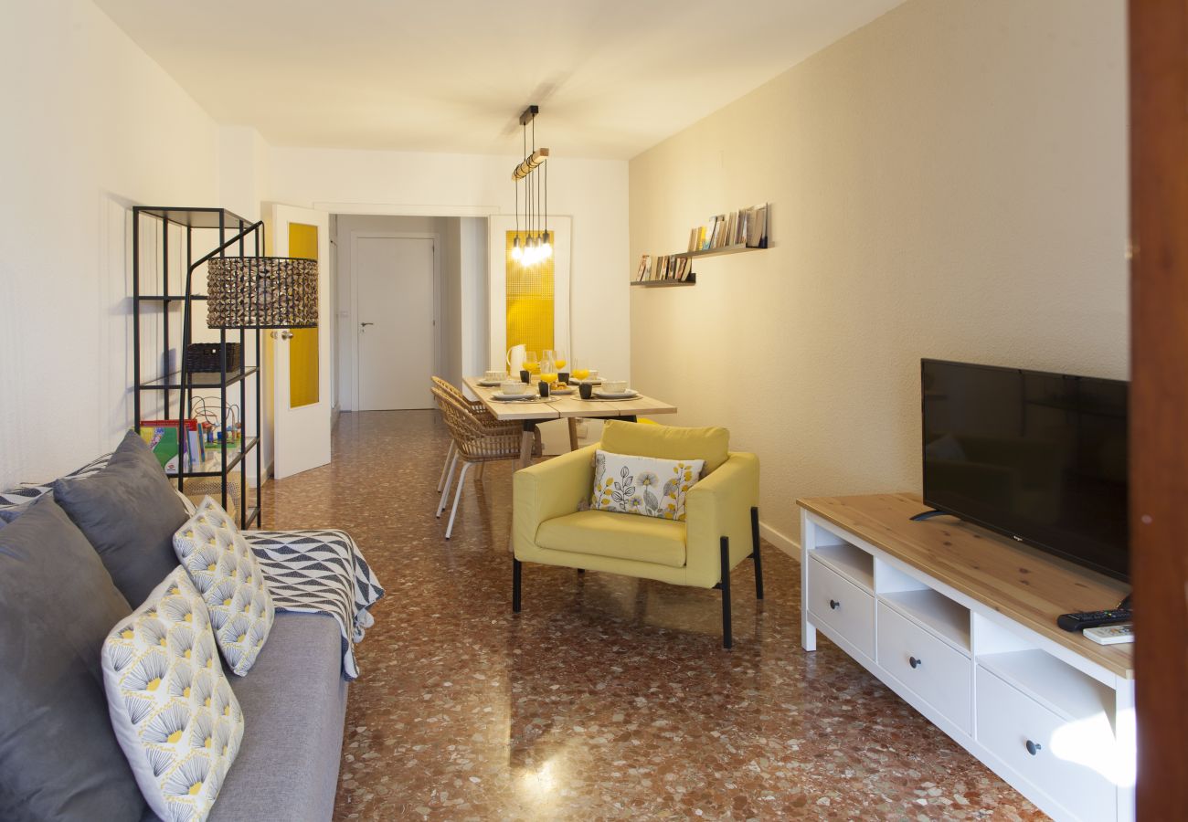 Appartamento a Valencia / València - Old Town Quart Towers Stay I | AC & WiFi | 4 Viajeros