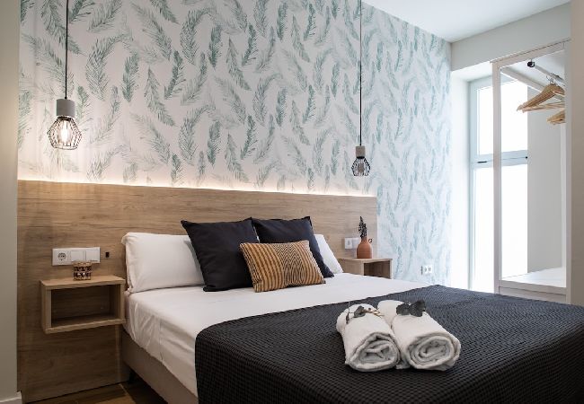 Appartamento a Valencia - Port Suite VI | 6 Viajeros | AC & WiFi | 15 min Ciudad Artes