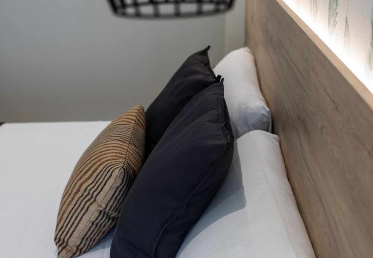 Appartamento a Valencia / València - Port Suite VI | 6 Viajeros | AC & WiFi | 15 min Ciudad Artes
