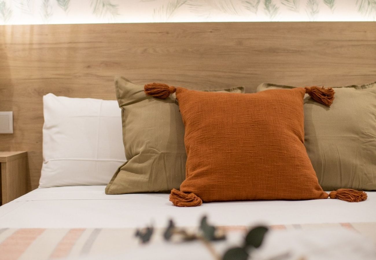 Appartamento a Valencia / València - Port Suite I | 4 Viajeros | AC & WiFi | 15 min Ciudad Artes