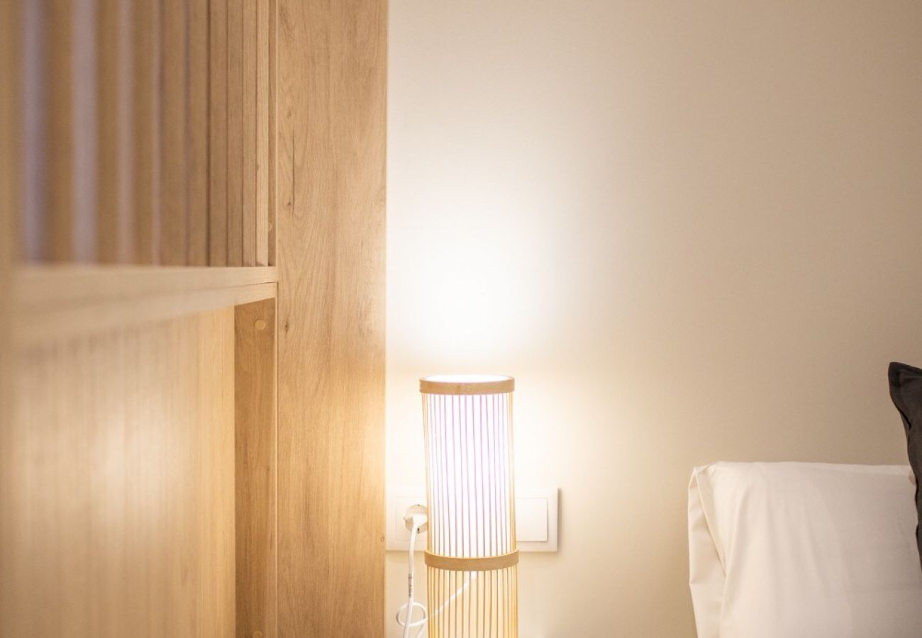 Appartamento a Valencia / València - Port Suite I | 4 Viajeros | AC & WiFi | 15 min Ciudad Artes