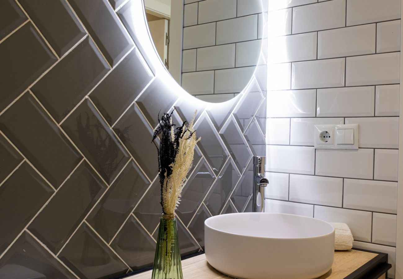Appartamento a Valencia / València - The Sea Rooms X | AC & WIFI | 15 min Playa
