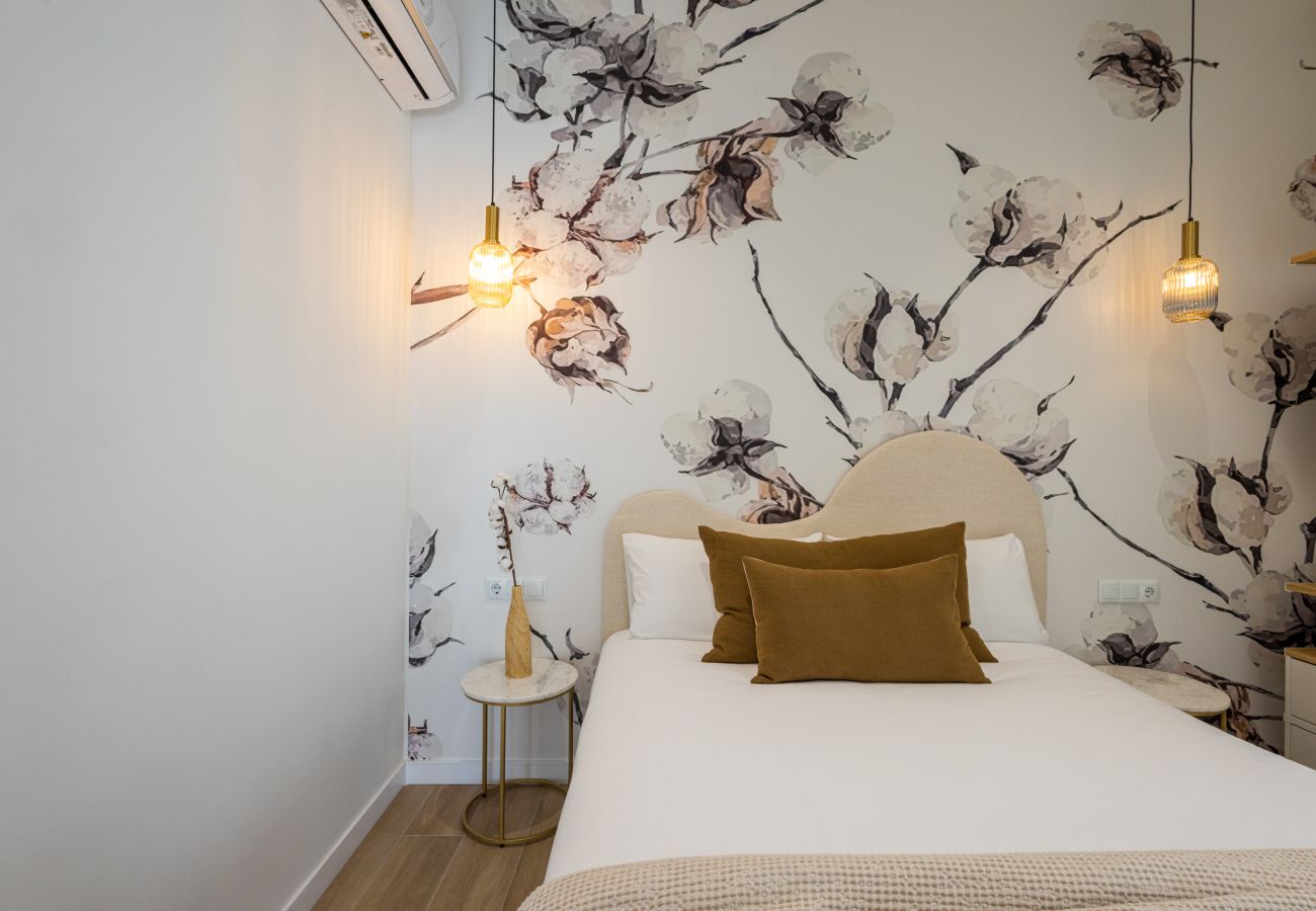 Studio a Valencia / València - Turia Park Loft IV | 4 Viajeros | AC and WiFi | Near ZOO