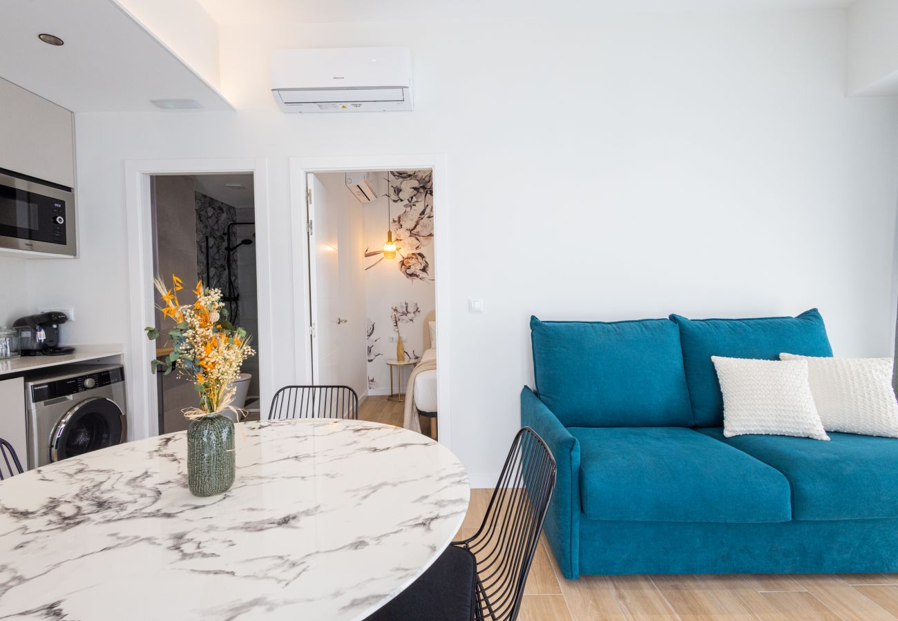 Studio a Valencia / València - Turia Park Loft IV | 4 Viajeros | AC and WiFi | Near ZOO