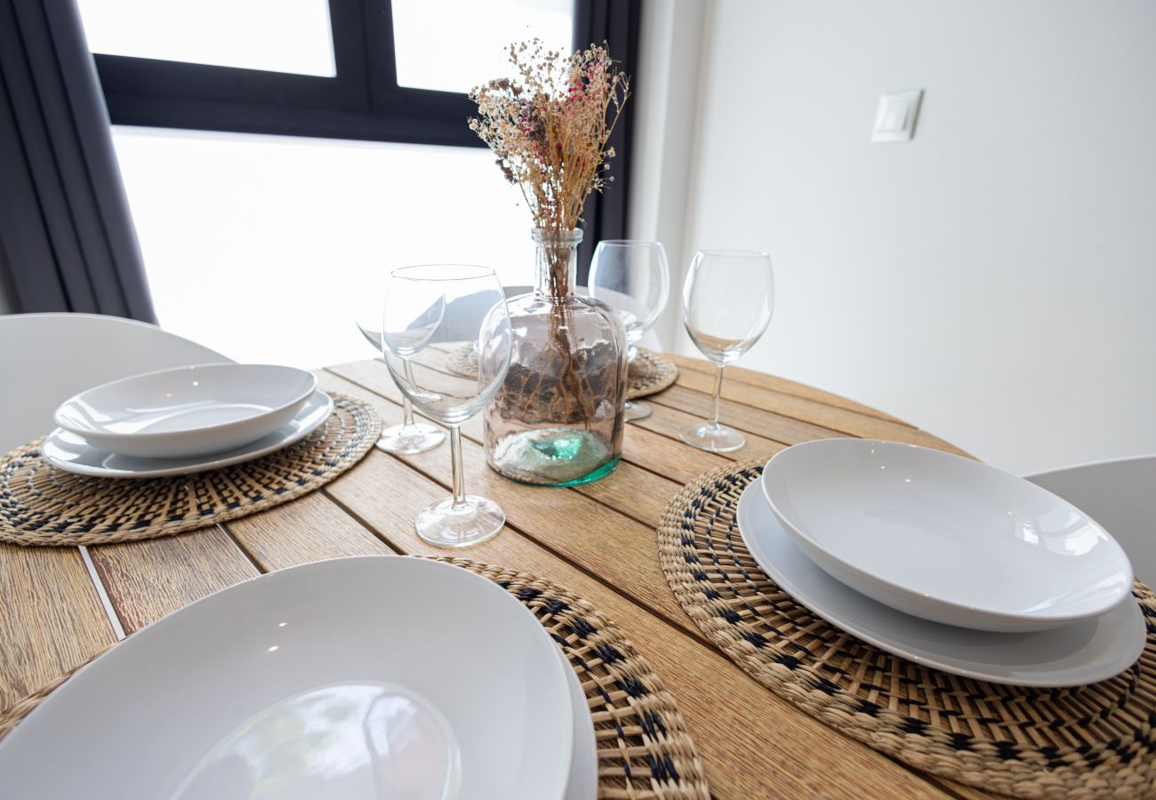 Appartamento a Valencia / València - The Sea Rooms XII | AC & WIFI | 15 min Playa