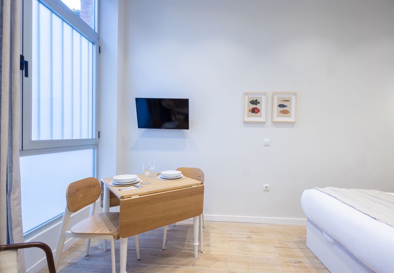 Appartamento a Valencia / València - Pirate Studio II | 2 Viajeros | AC WiFi | 15 min Oceanografic
