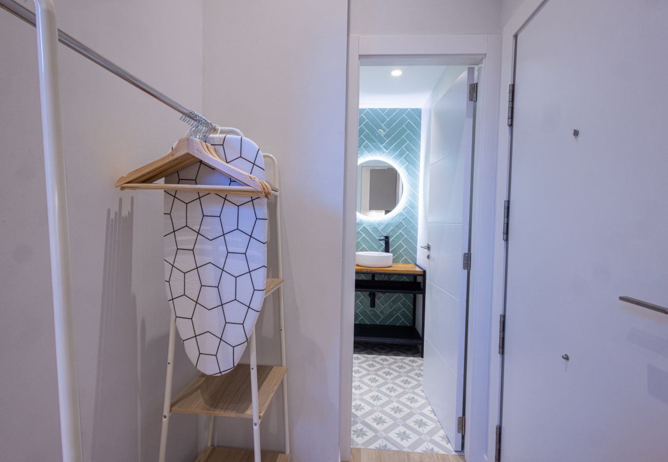 Appartamento a Valencia / València - Pirate Studio II | 2 Viajeros | AC WiFi | 15 min Oceanografic