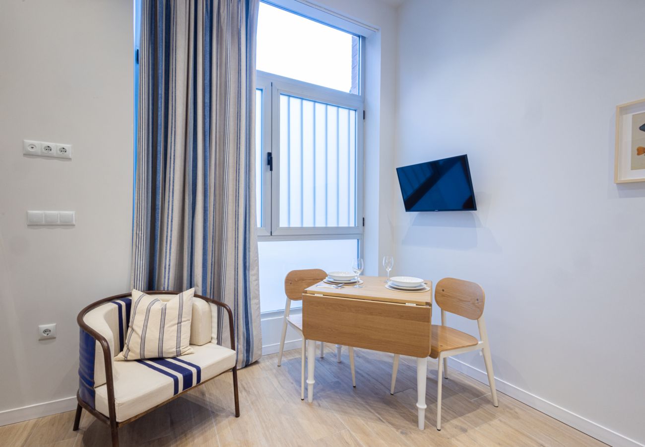 Appartamento a Valencia / València - Pirate Studio II | 2 Viajeros | AC WiFi | 15 min Oceanografic