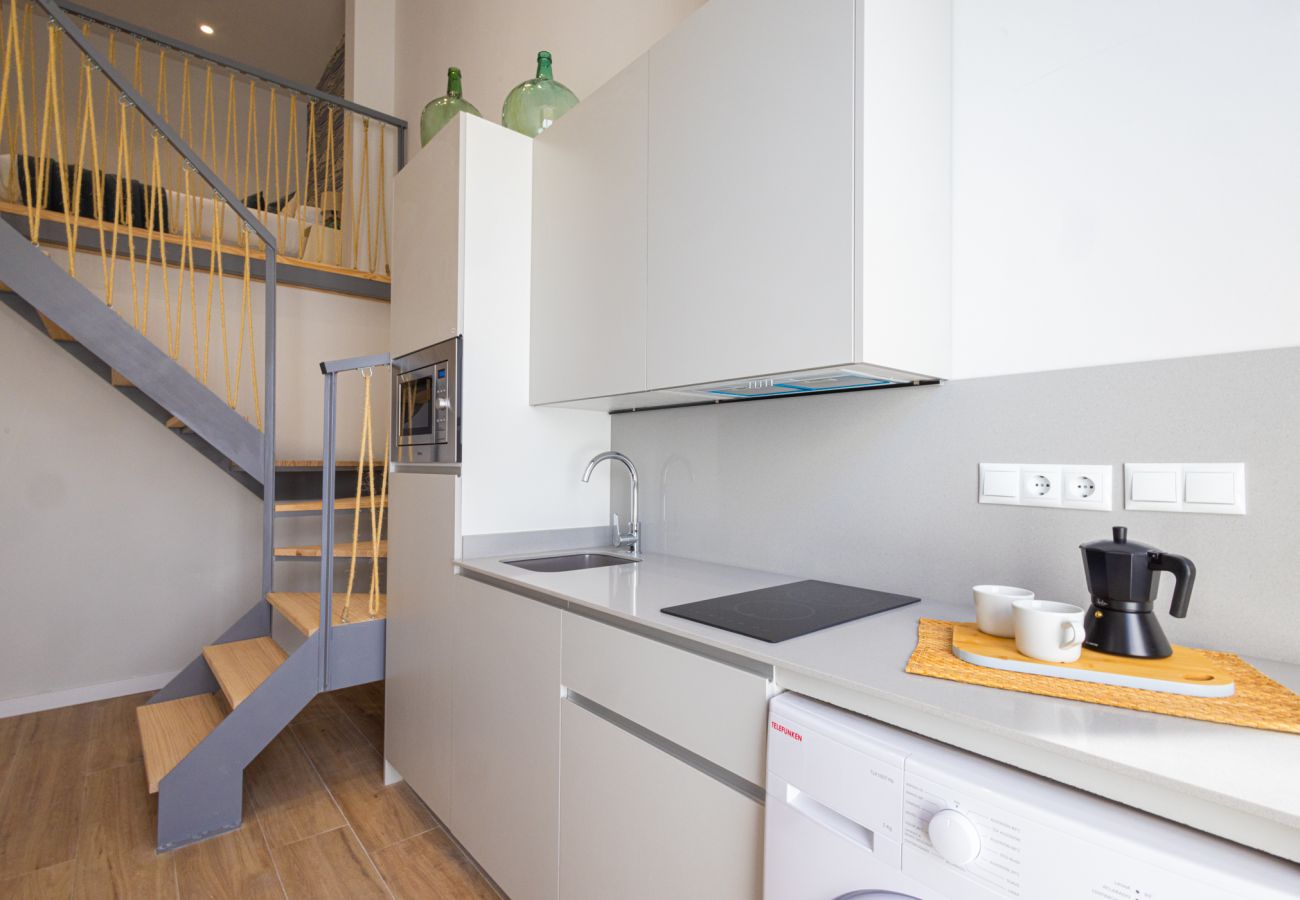 Appartamento a Valencia / València - Pirate Duplex VI | 4 Viajeros | AC WiFi | 15 min Oceanografic