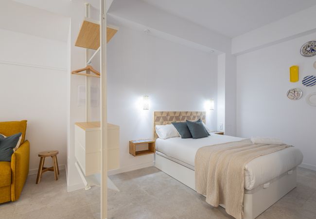 Appartamento a Valencia - The Sorolla Apartment V | AC & WiFi | 4 Viajeros