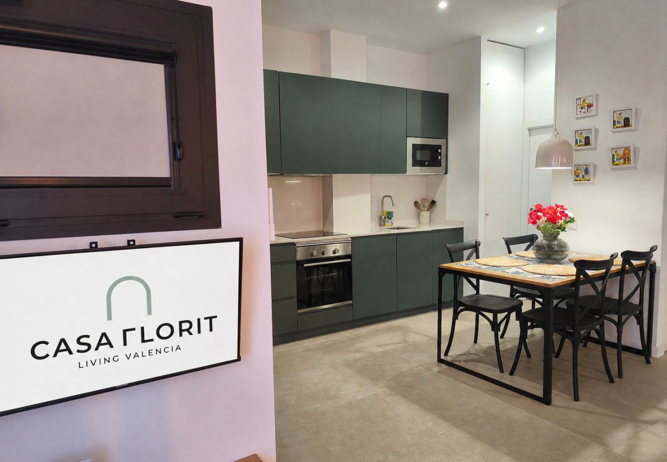Appartamento a Valencia / València - The Ceramic Homes III  | AC & WiFi | Free Bikes Included  