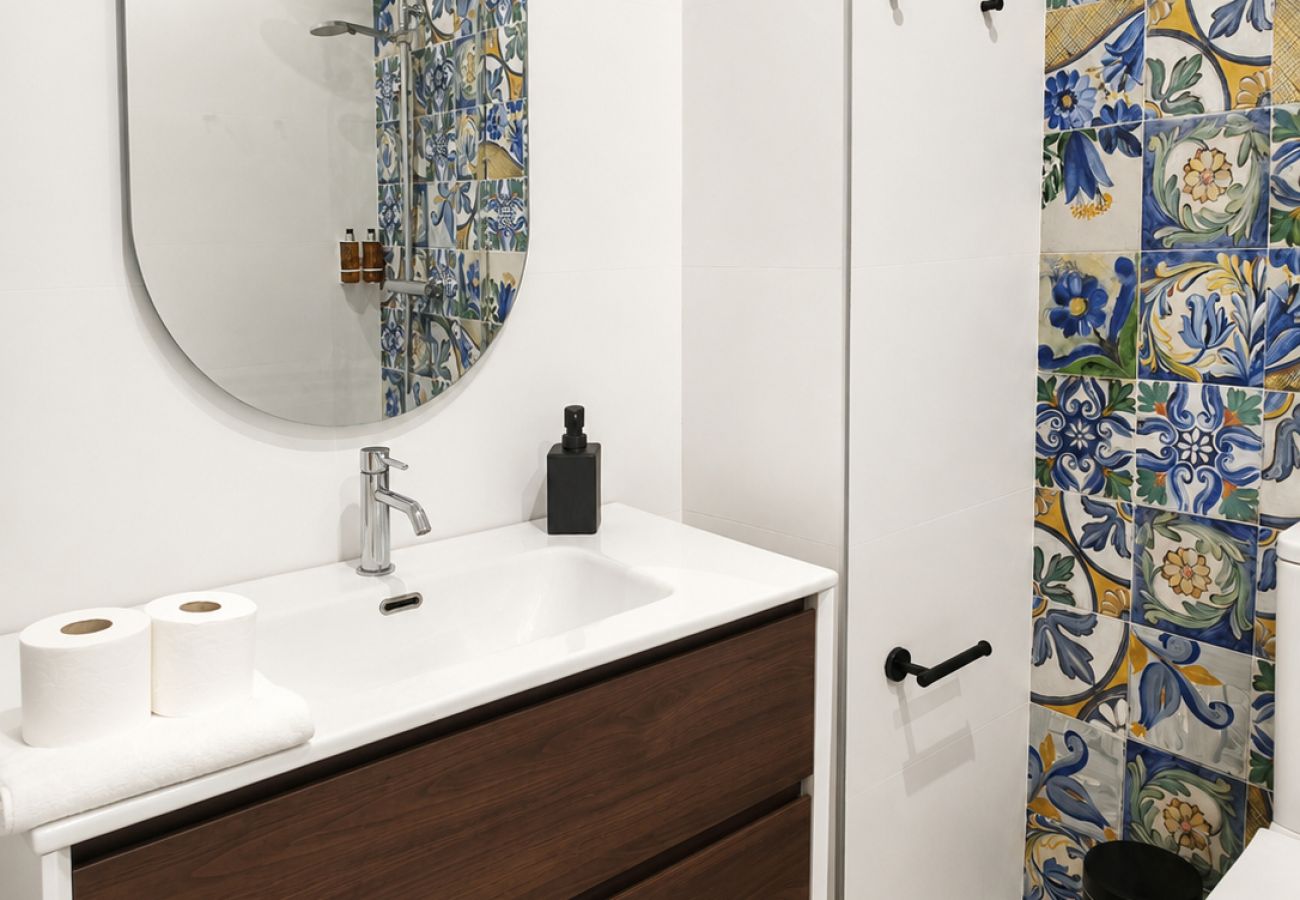 Appartamento a Valencia / València - The Ceramic Homes III  | AC & WiFi | Free Bikes Included  